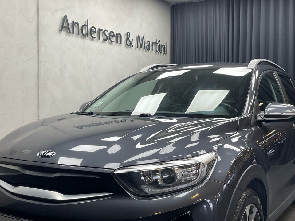 Kia Stonic 1,0 T-GDi Attraction+ 5d