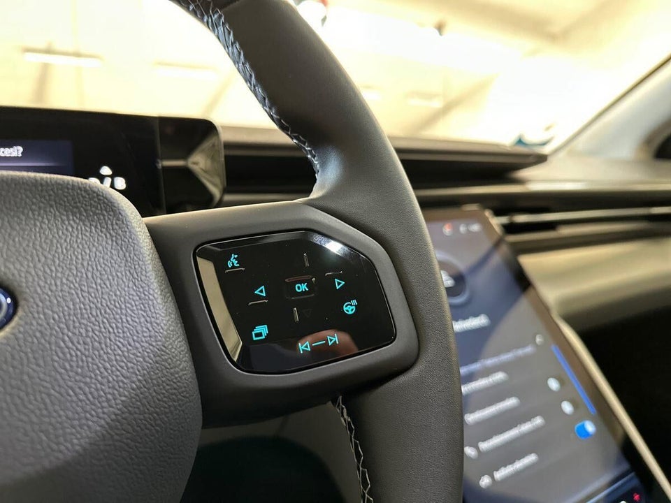 Ford Explorer 82 Select Extended Range 5d