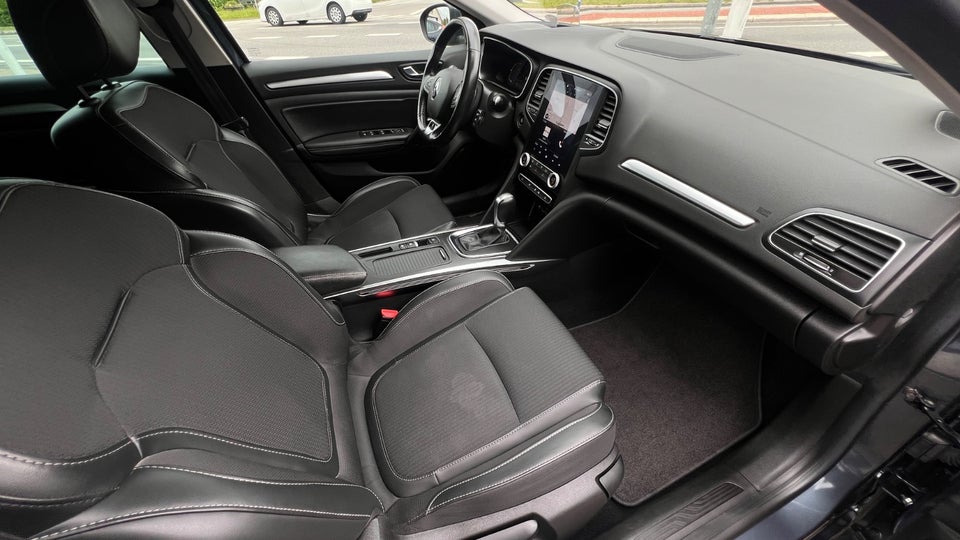 Renault Megane IV 1,5 dCi 115 Intens Sport Tourer EDC 5d