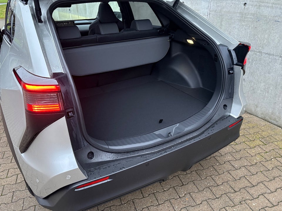 Toyota bZ4X Executive Premium 5d