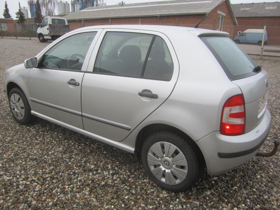 Skoda Fabia 1,2 12V Ambiente 5d