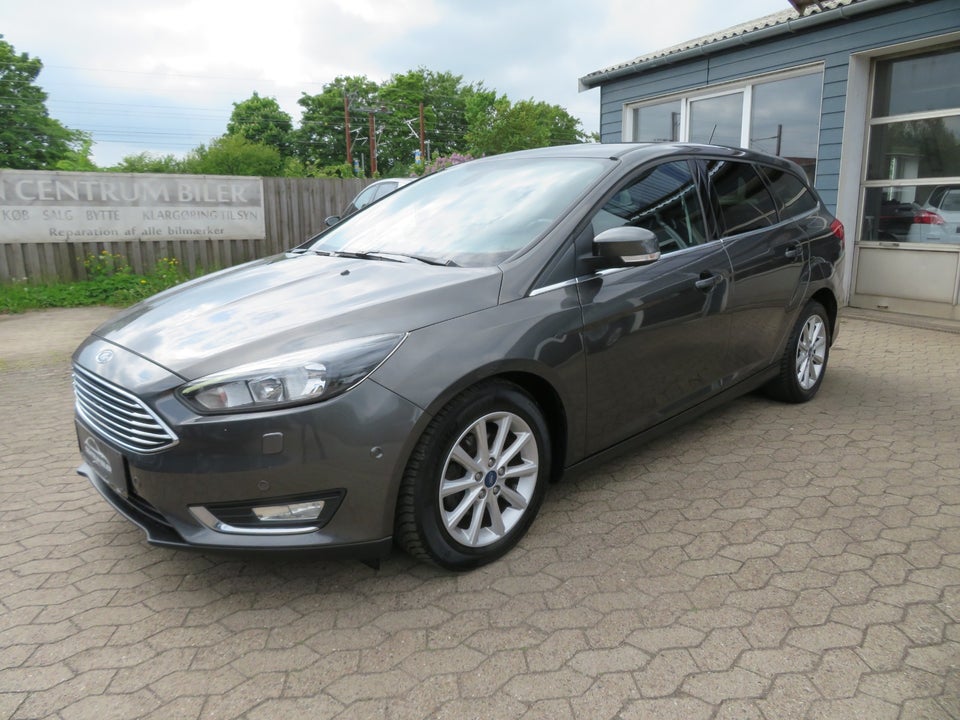 Ford Focus 1,0 EcoBoost Titanium stc. 5d