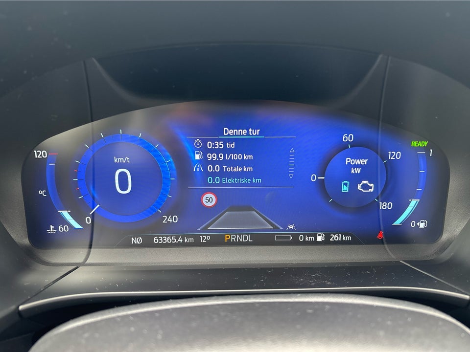 Ford Kuga 2,5 HEV Titanium X CVT 5d