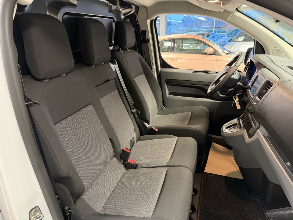 Peugeot e-Expert 75 L2 Plus Van