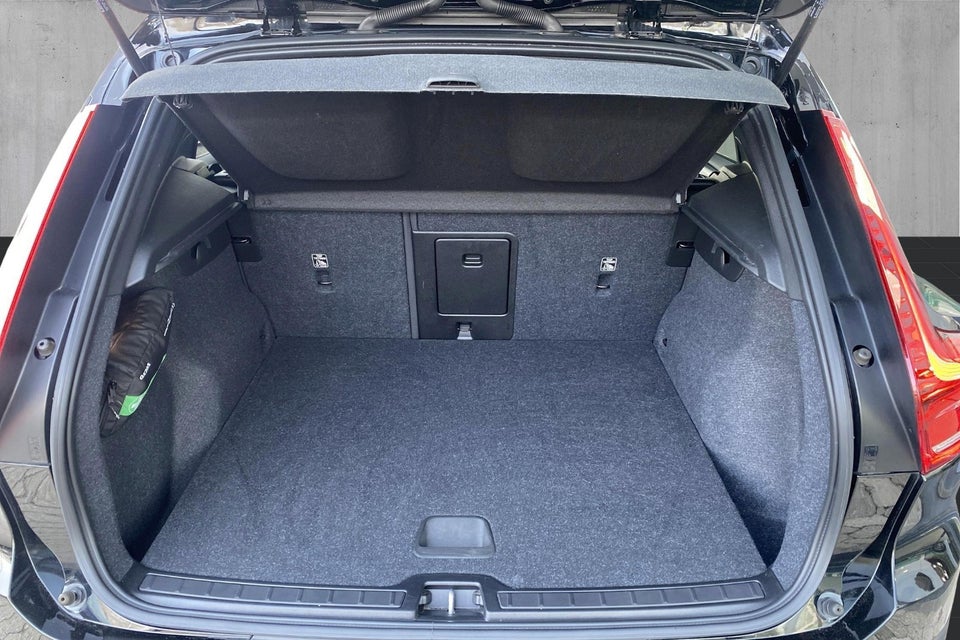 Volvo XC40 P6 ReCharge Core 5d