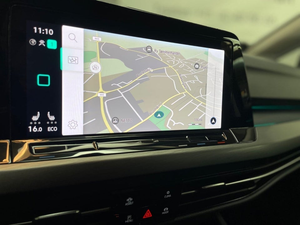 VW Golf VIII 1,4 eHybrid DSG 5d