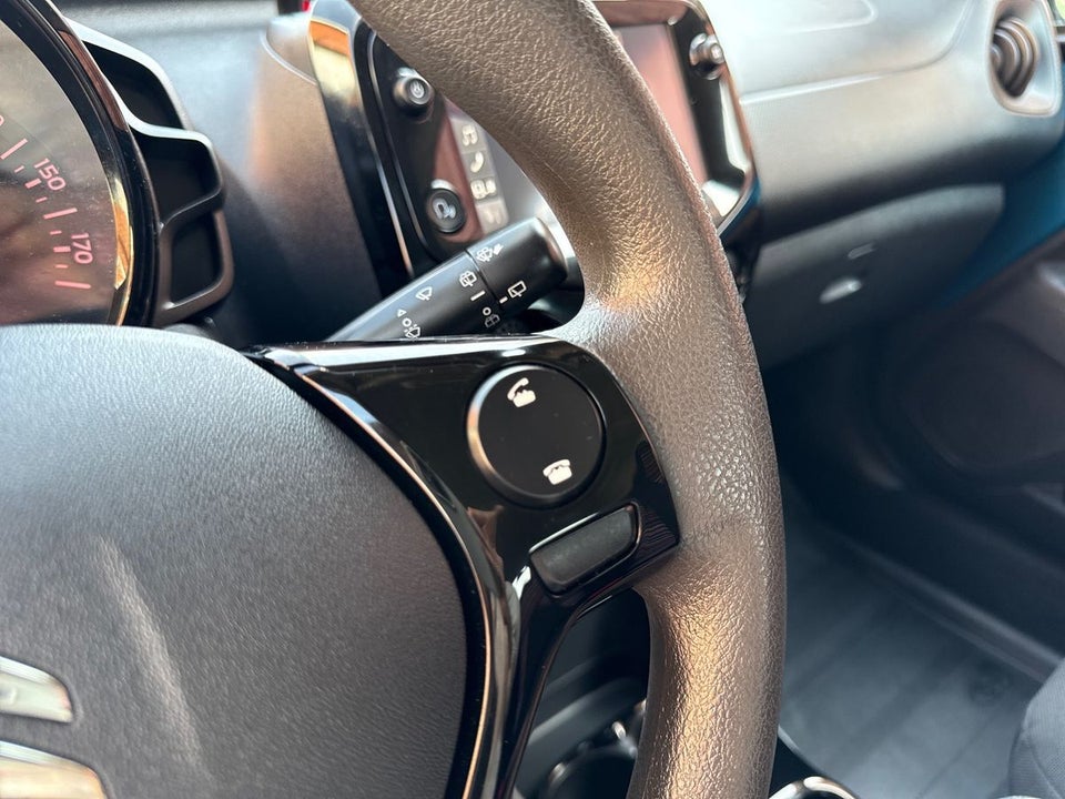 Citroën C1 1,0 VTi Shine 5d