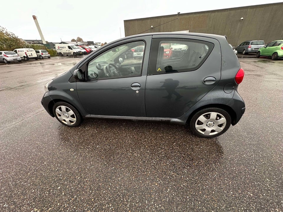 Toyota Aygo 1,0 Plus komfort 5d