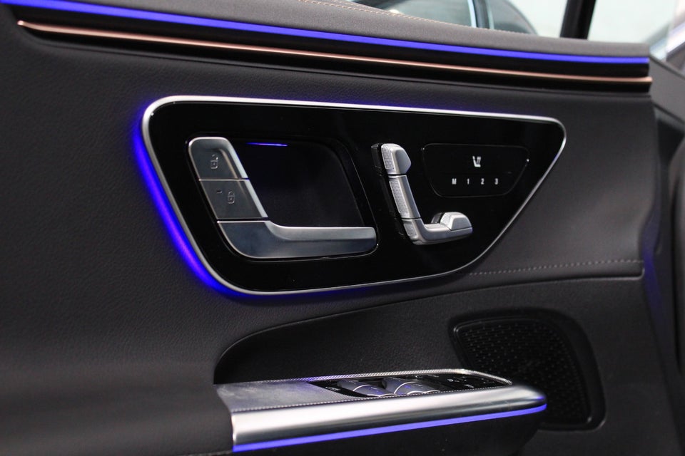 Mercedes EQE300 AMG Line 4d