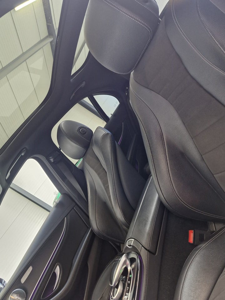 Mercedes E220 d 2,0 AMG Line aut. 4d