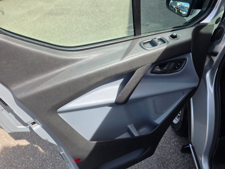 Ford Transit Custom Kombi 310 L1 2,2 TDCi 100 Trend