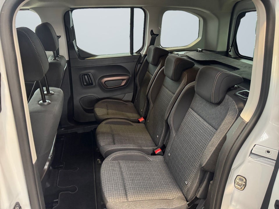 Peugeot e-Rifter 50 GT L2 5d