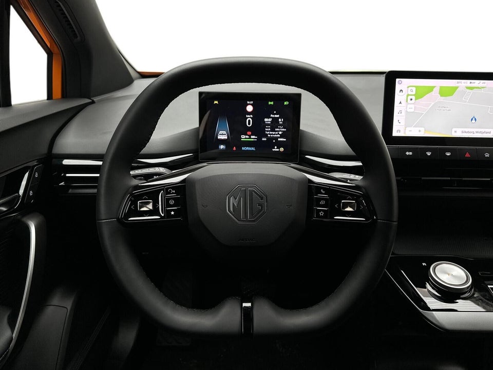 MG 4 77 Luxury Extended Range 5d