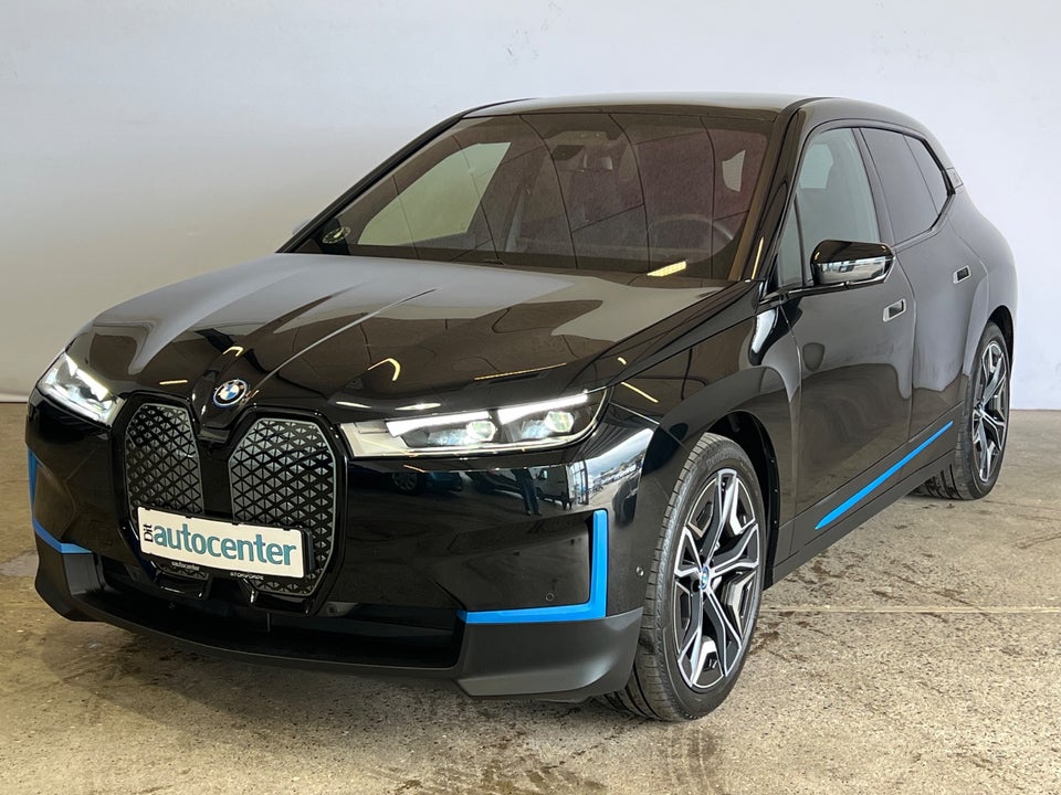 BMW iX xDrive40 5d