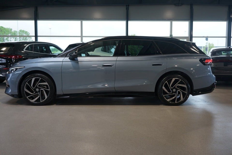 VW ID.7 86 Style S Tourer 5d