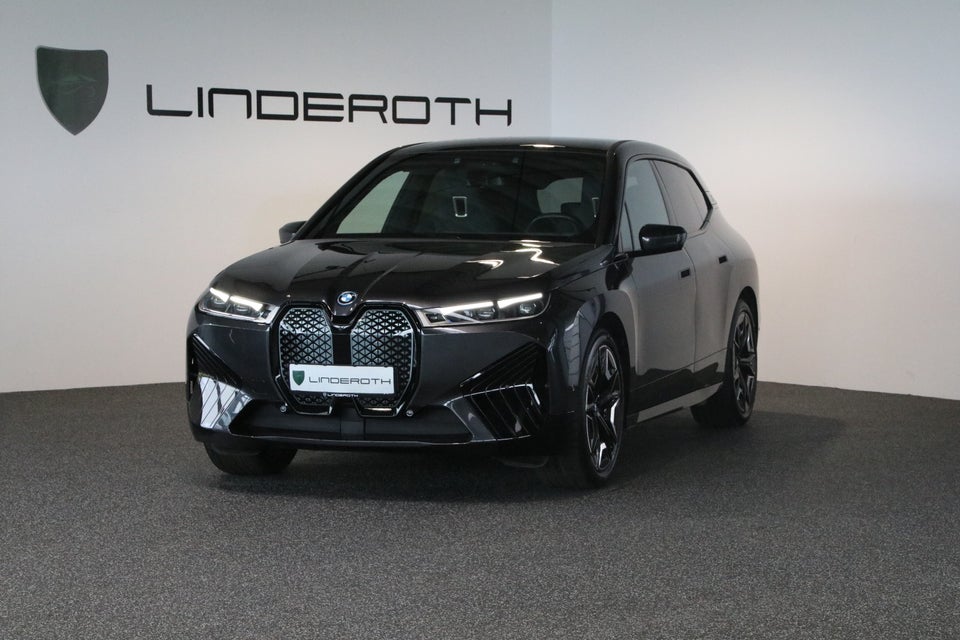 BMW iX xDrive50 Sport 5d
