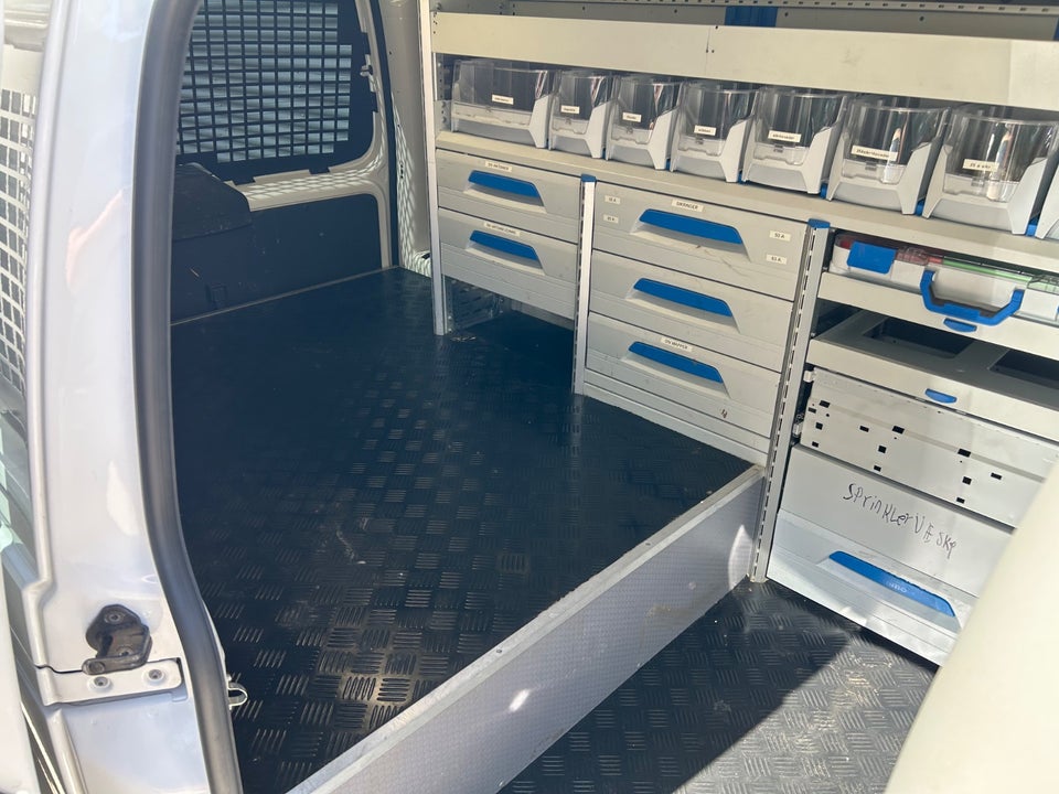 VW Caddy Maxi 2,0 TDi 102 DSG BMT Van 4d