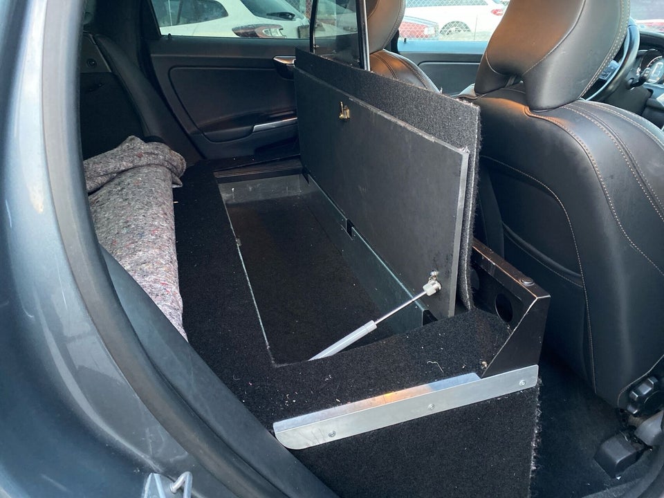 Volvo XC60 2,0 D4 190 Summum aut. Van 5d