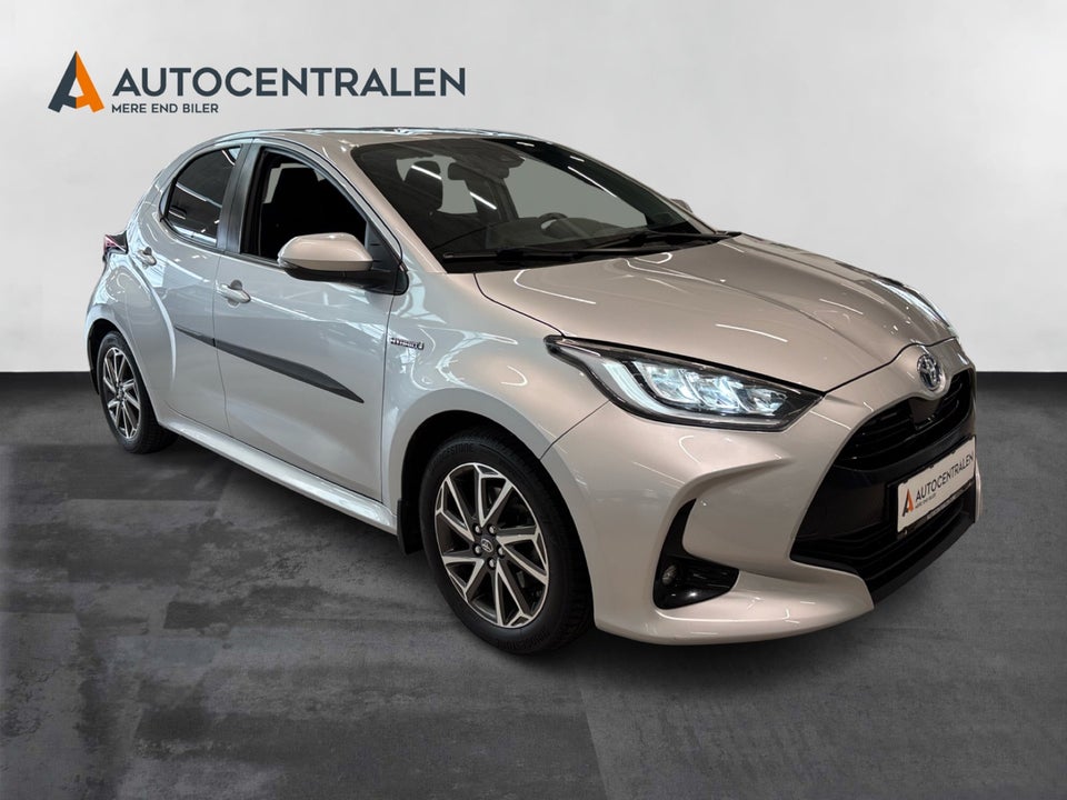 Toyota Yaris 1,5 Hybrid H1 e-CVT 5d
