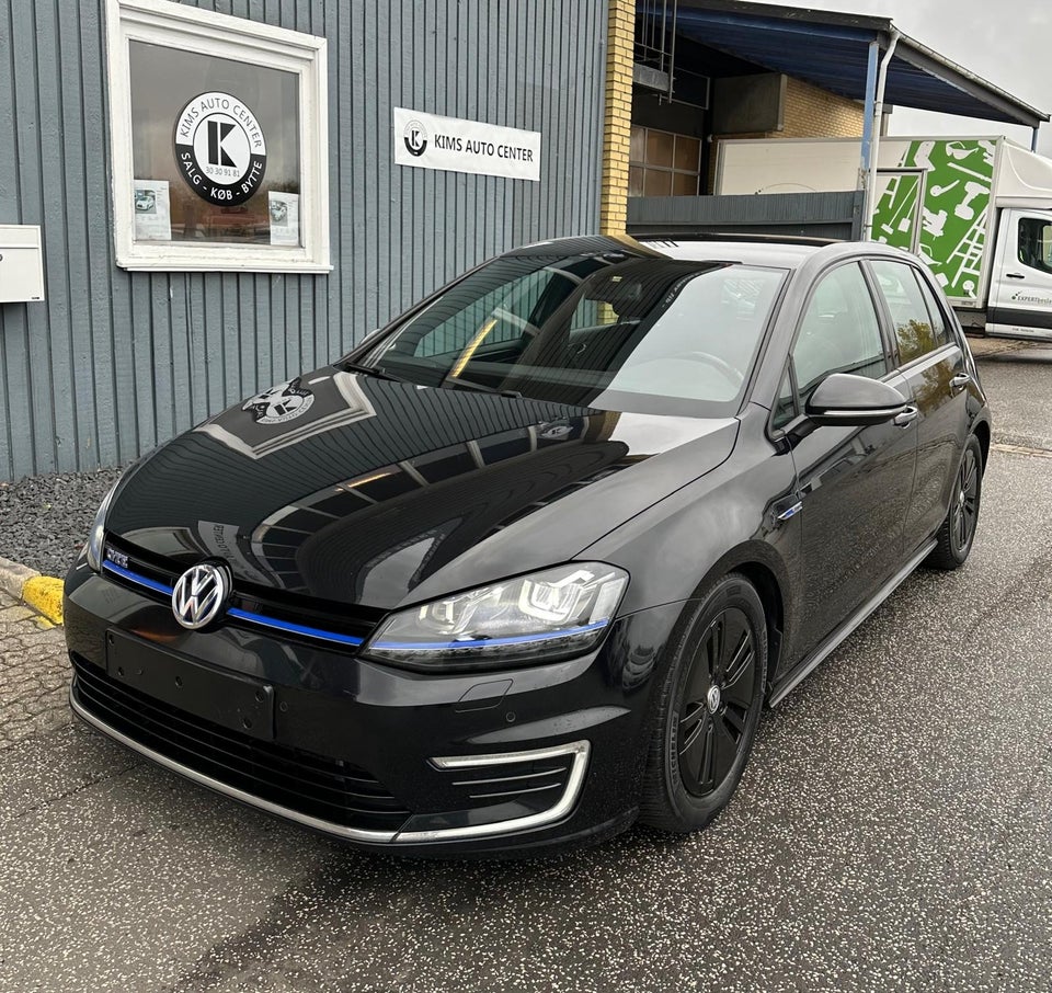 VW Golf VII 1,4 GTE Highline DSG 5d