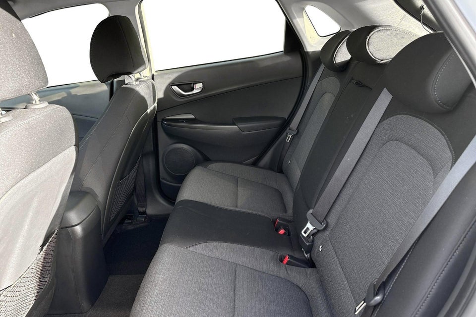 Hyundai Kona 39 EV Select 5d