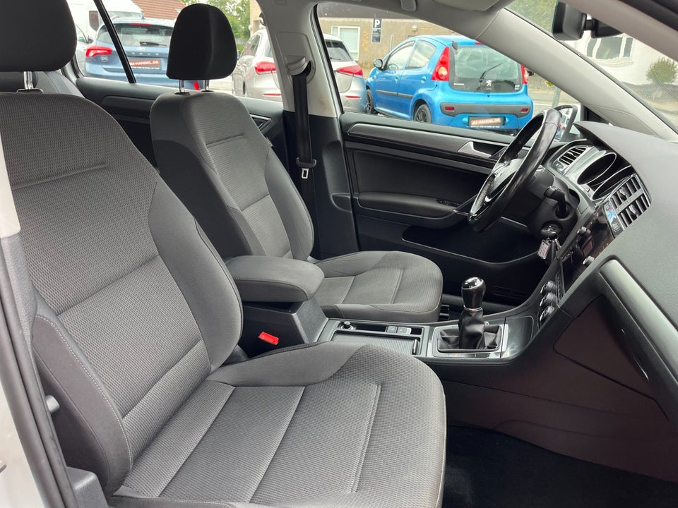 VW Golf VII 1,4 TSi 125 Comfortline Variant 5d