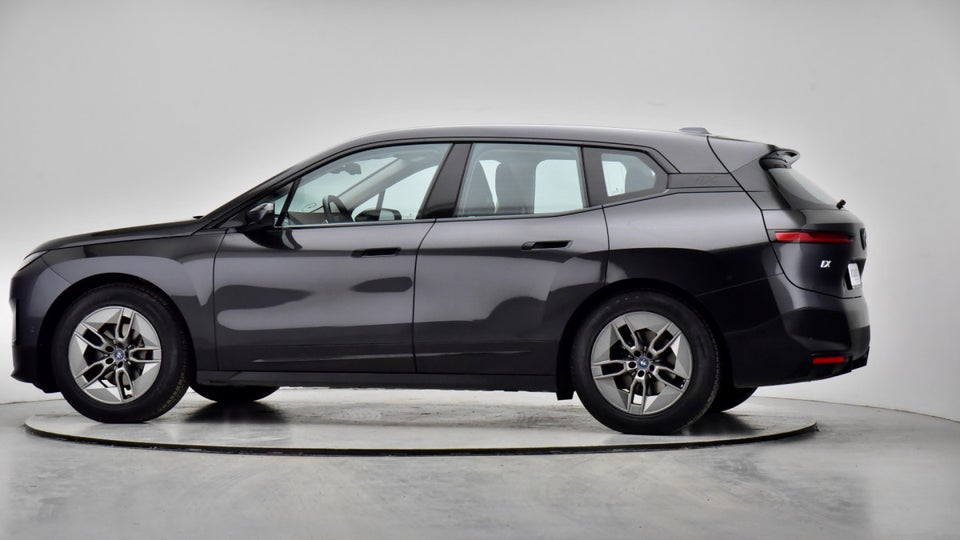 BMW iX xDrive40 Supercharged 5d