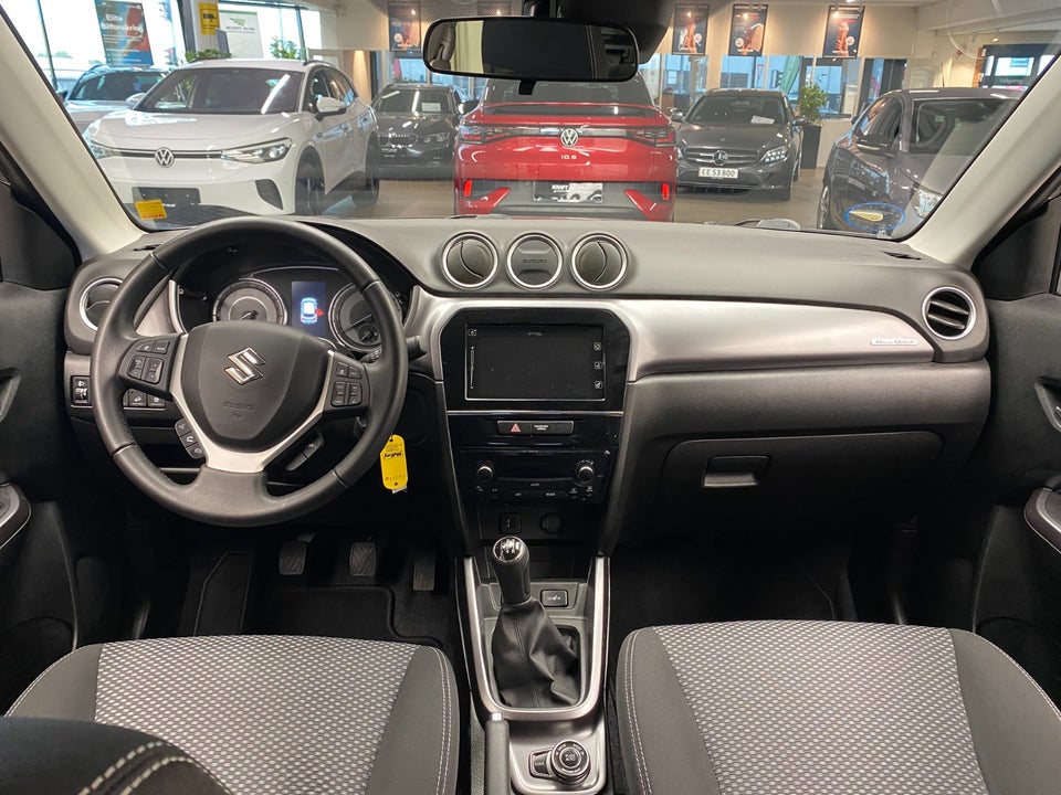 Suzuki Vitara 1,0 Boosterjet Active AllGrip 5d