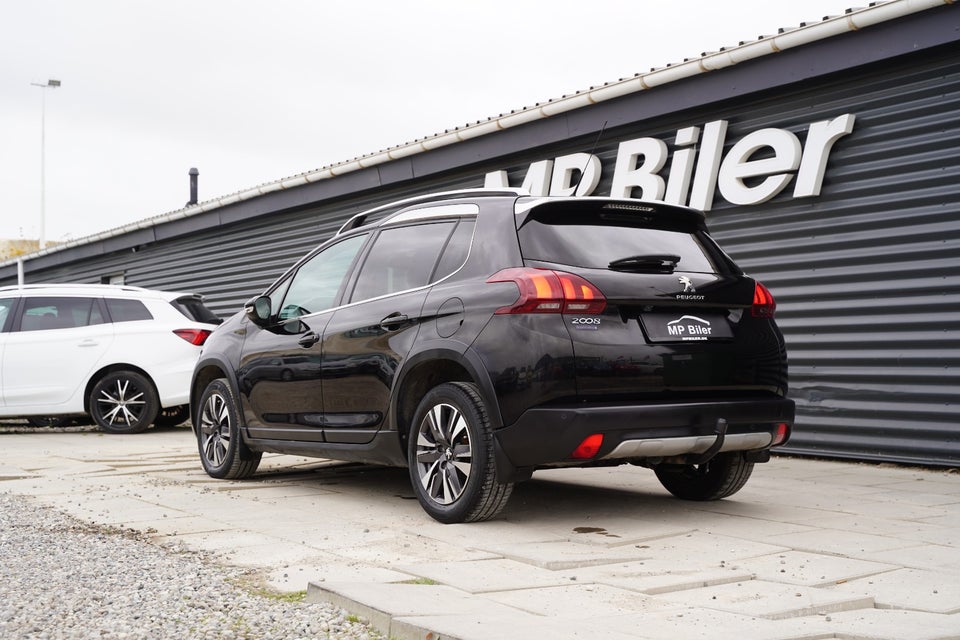 Peugeot 2008 1,6 BlueHDi 100 Allure Sky 5d