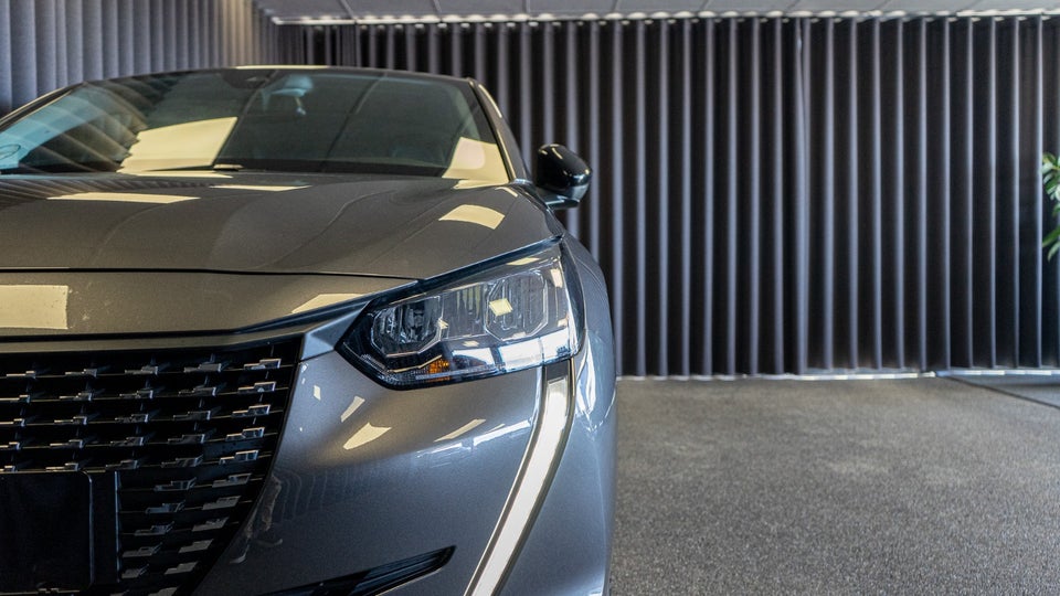 Peugeot 208 1,2 PureTech 100 Allure 5d