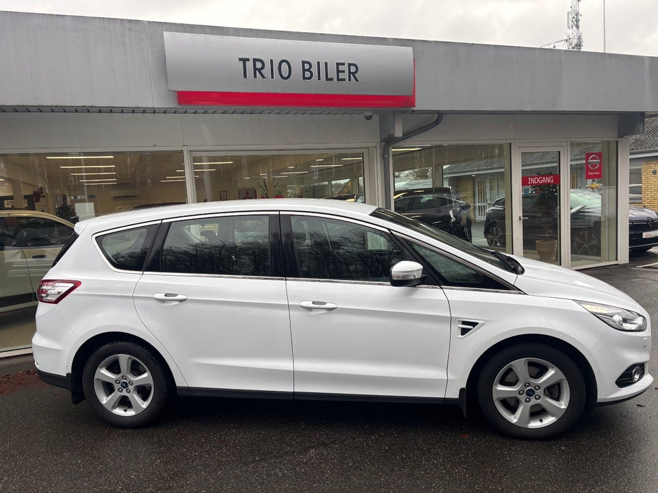 Ford S-MAX 2,0 EcoBlue Titanium aut. 5d