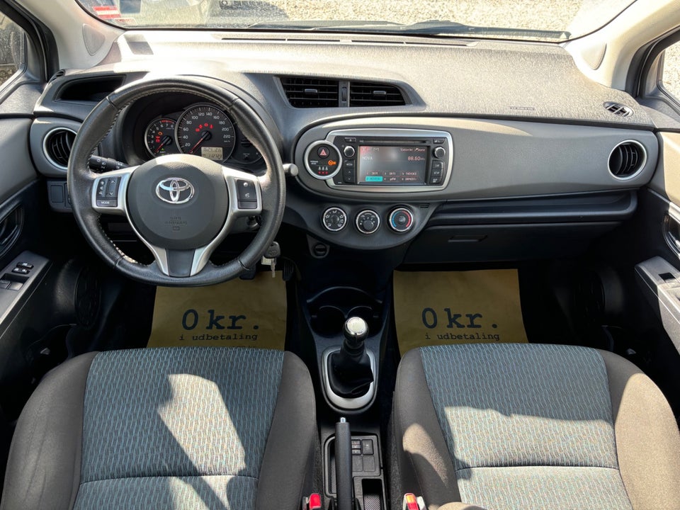 Toyota Yaris 1,0 VVT-i T2 Touch 5d