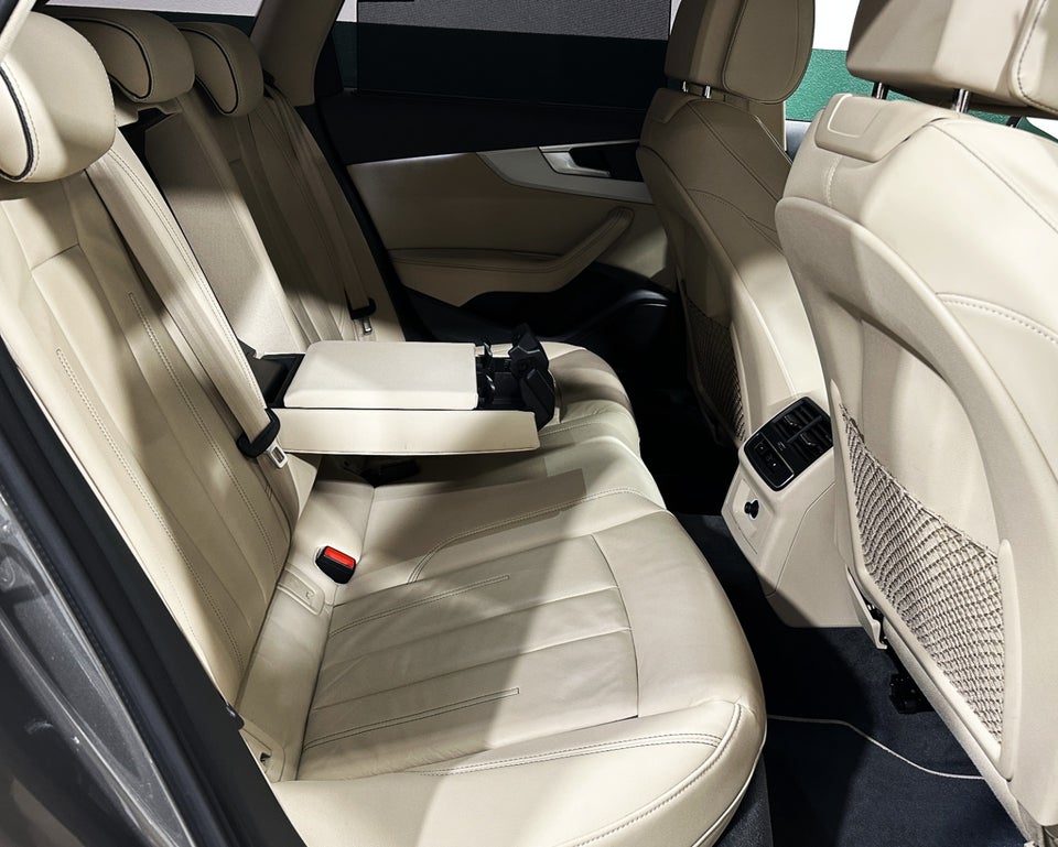 Audi A4 40 TFSi Advanced Prestige Tour plus Avant S-tr. 5d