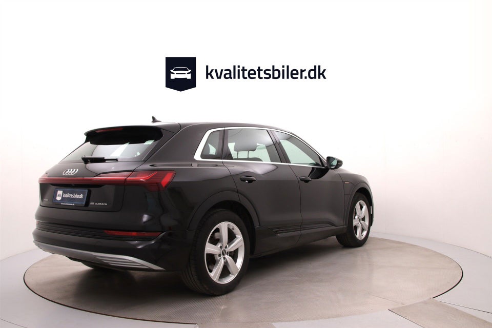 Audi e-tron 55 quattro 5d
