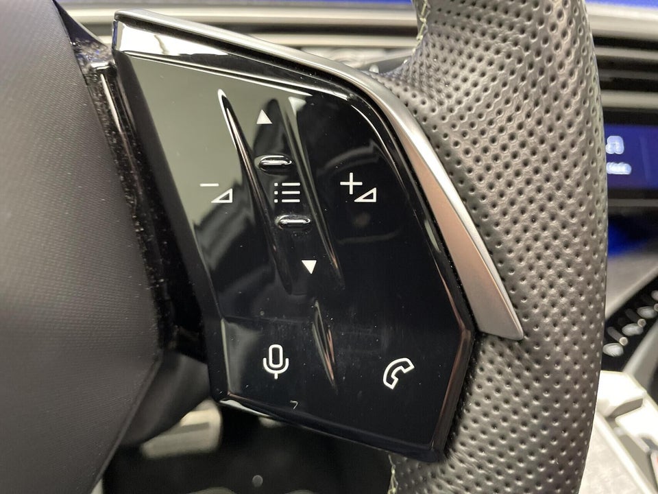 Peugeot e-5008 77 GT Pack 7prs 5d