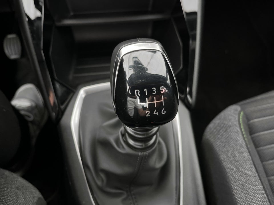 Peugeot 2008 1,2 PureTech 100 Active+ 5d