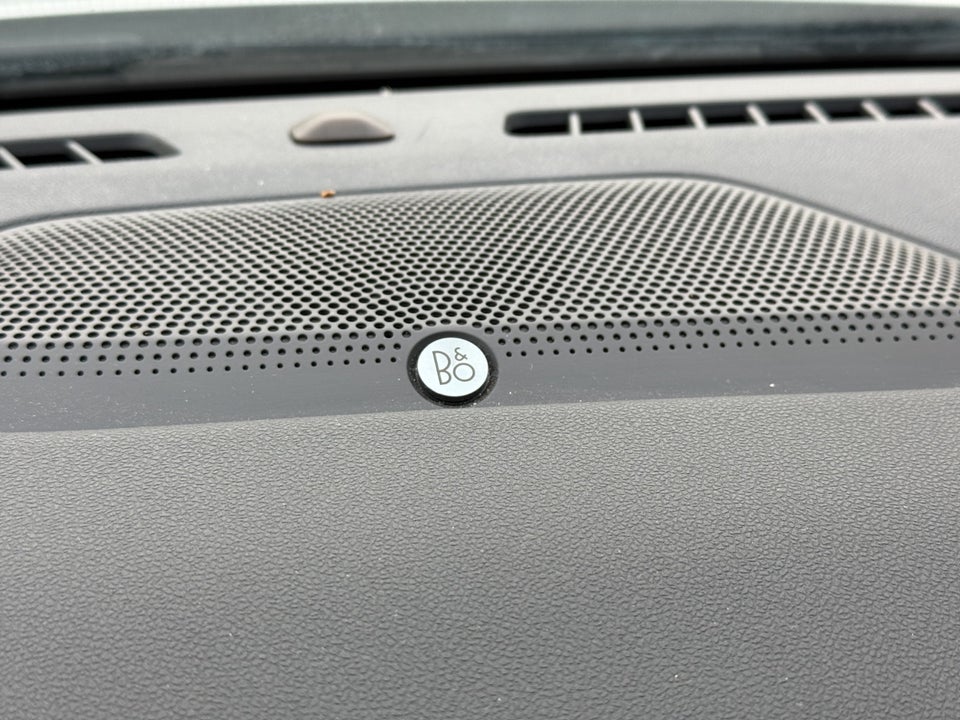 Ford Kuga 2,5 PHEV Titanium X CVT 5d