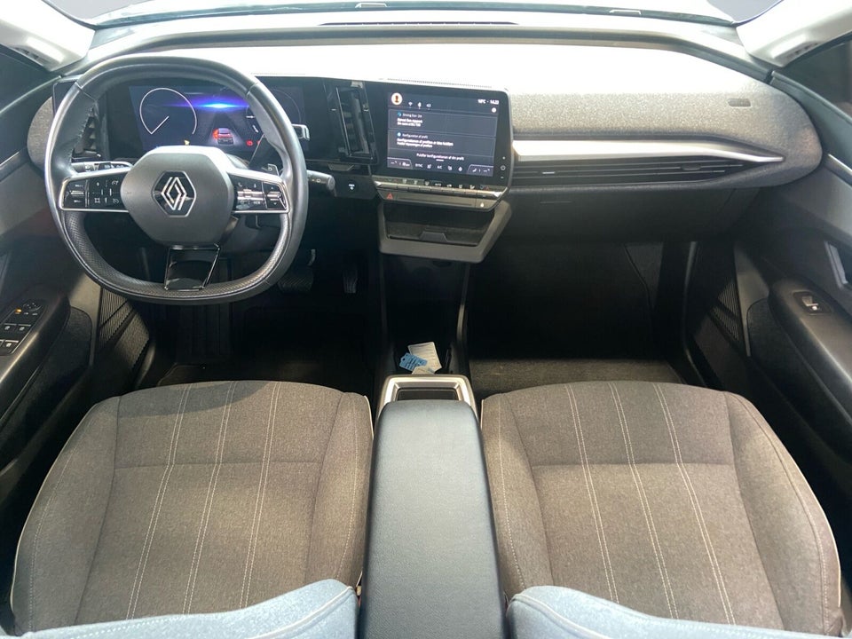 Renault Megane E-Tech 40 Equilibre 5d