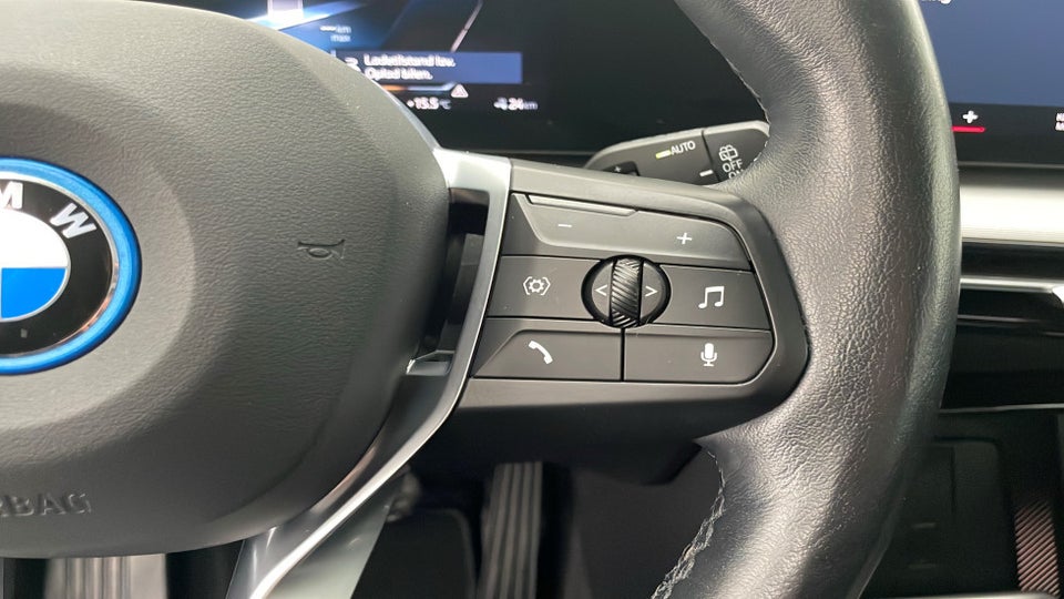 BMW iX1 xDrive30 5d