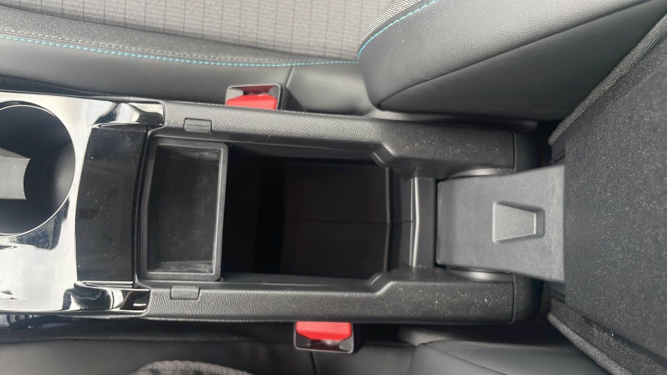 Peugeot 208 1,2 PureTech 100 Supreme Sport 5d