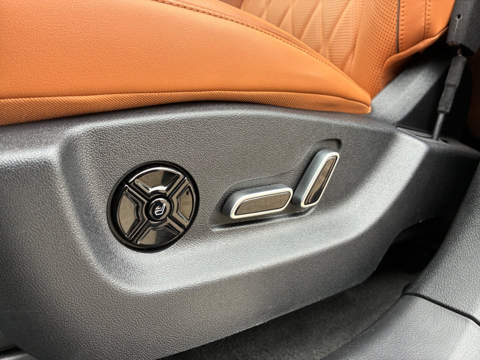 BYD Tang 109 Flagship AWD 7prs 5d