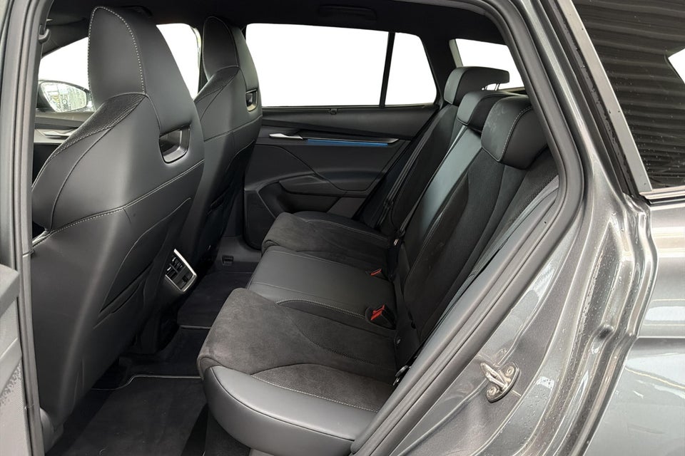 Skoda Enyaq 85 iV Sportline 5d