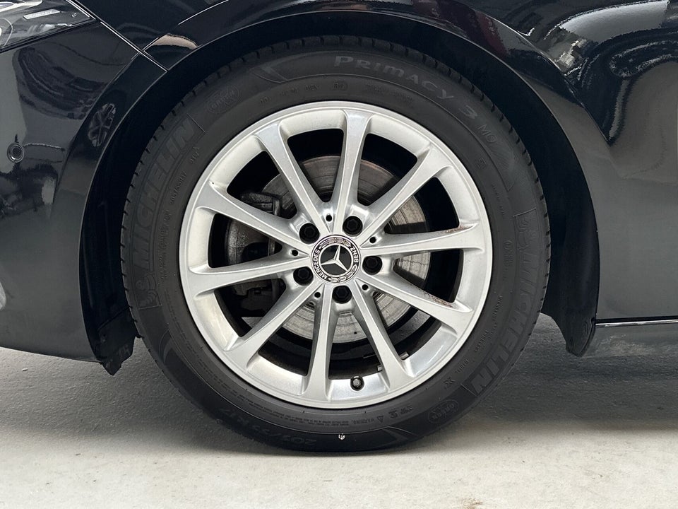 Mercedes A200 1,3 Progressive Line aut. 5d