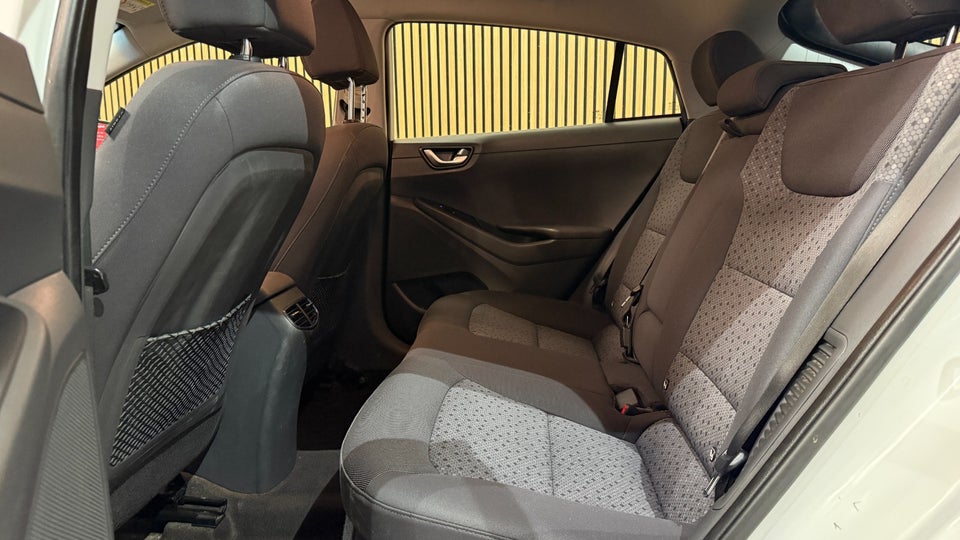 Hyundai Ioniq 1,6 PHEV Premium DCT 5d