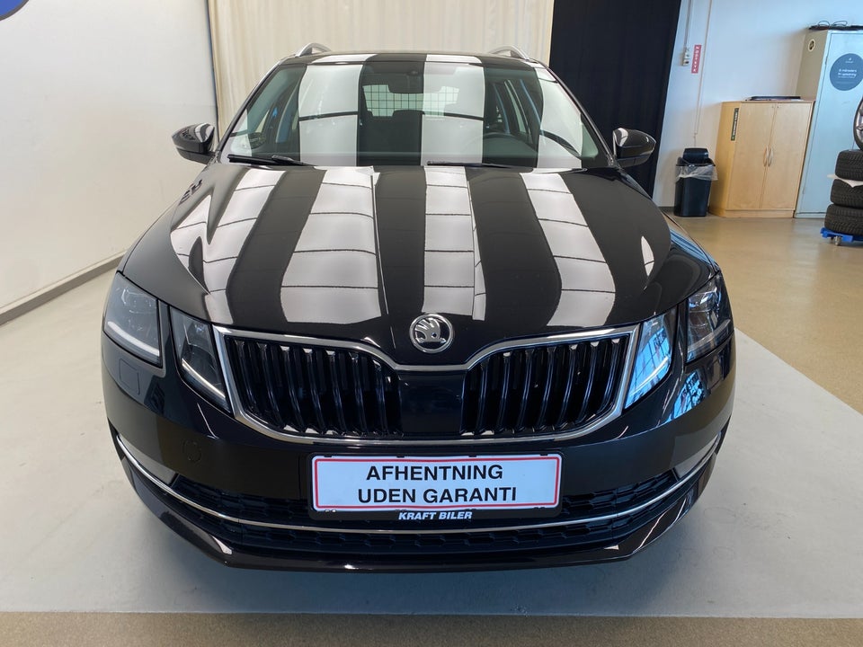 Skoda Octavia 2,0 TDi 150 Business Line+ Celebration Combi DSG 5d