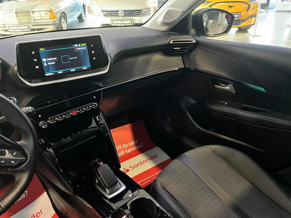 Peugeot e-208 50 Allure 5d