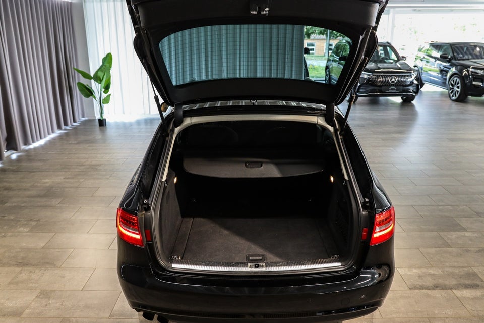 Audi A4 2,0 TDi 143 Avant Multitr. 5d