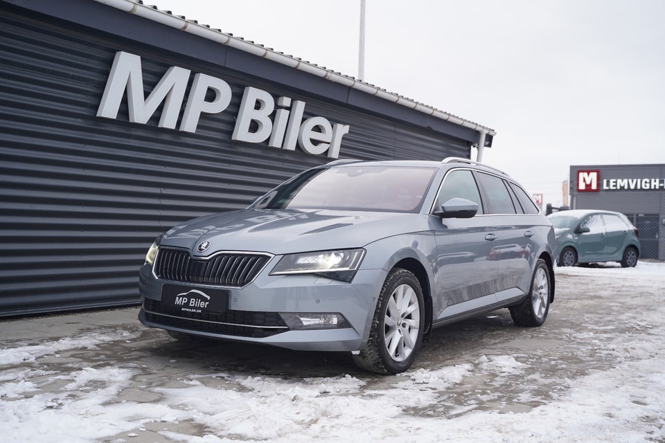 Skoda Superb 2,0 TDi 190 Style Combi DSG 4x4 5d