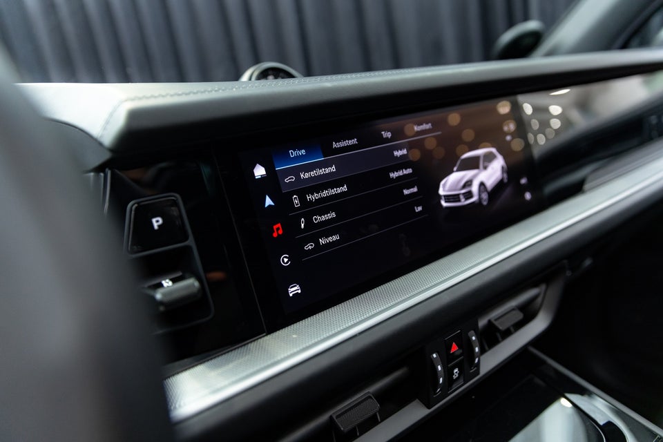 Porsche Cayenne 3,0 E-Hybrid Tiptr. 5d