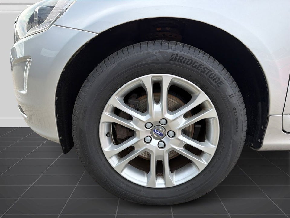 Volvo XC60 2,0 D4 190 Momentum aut. 5d